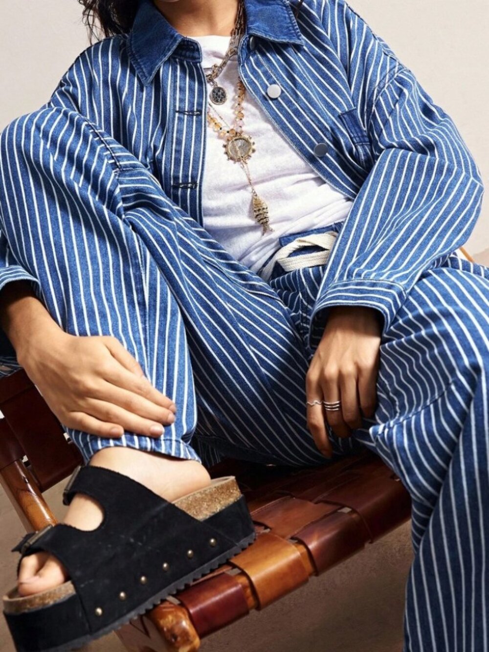 Dark Wash Stripe Cargo Denim Pants - Picture 3 of 8